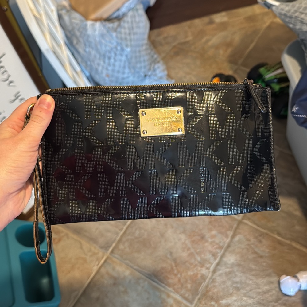Michael Kors Black and Gold Logo Wristlet